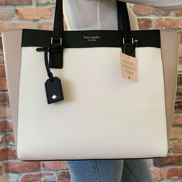 kate spade Handbags - Kate spade Cameron LARGE laptop Tote White Beige